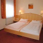 Landgasthof Niebler 3* Adelsdorf
