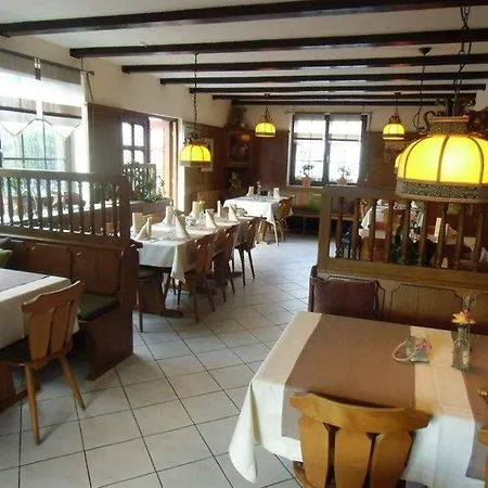 Landgasthof Niebler 3* Adelsdorf