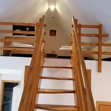 Landgasthof Niebler Guest house Adelsdorf