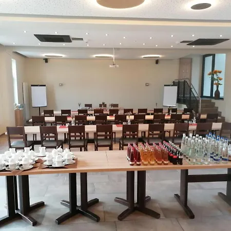 Πανσιόν Landgasthof Niebler Adelsdorf