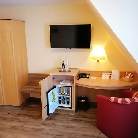 بيت ضيافة Landgasthof Niebler Adelsdorf