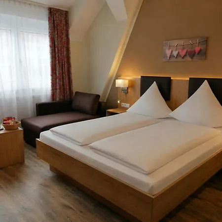 Landgasthof Niebler 3* Adelsdorf